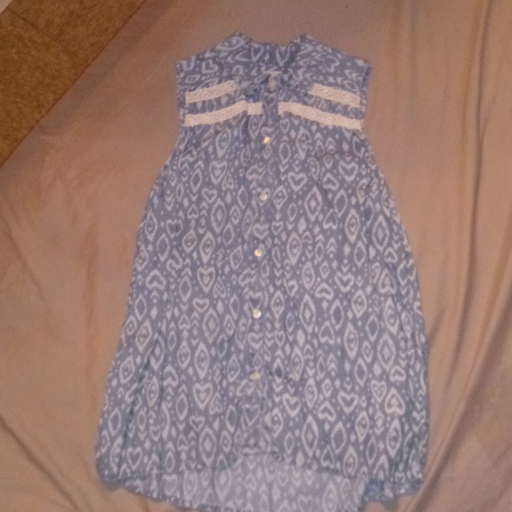 Girls sleeveless top size 14